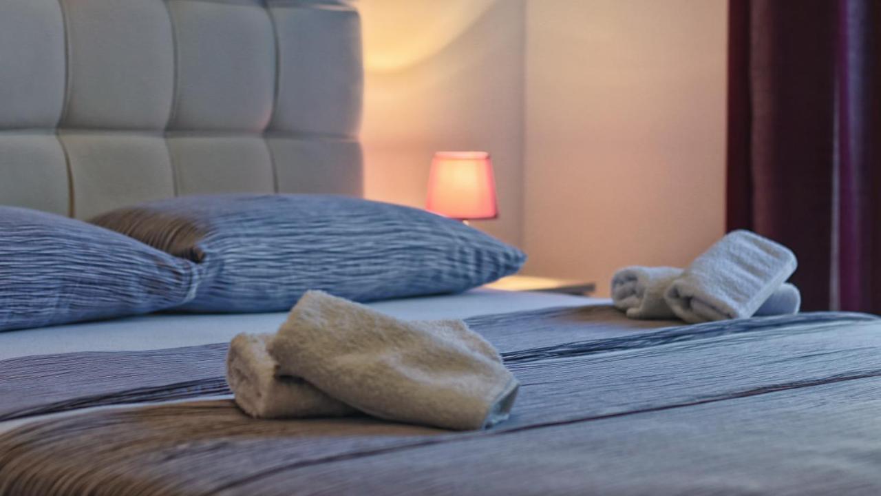 Guesthouse Esma Rovinj Eksteriør bilde