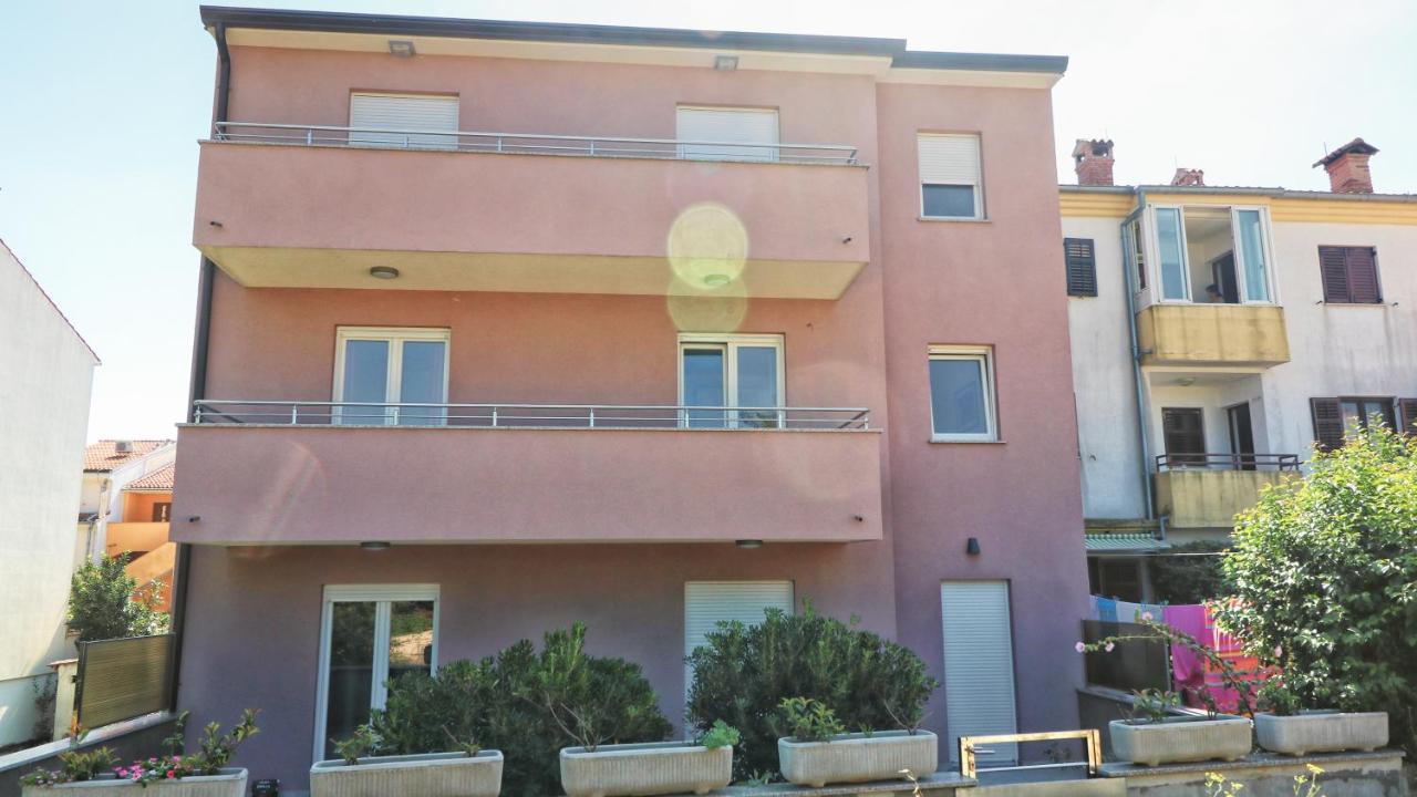 Guesthouse Esma Rovinj Eksteriør bilde