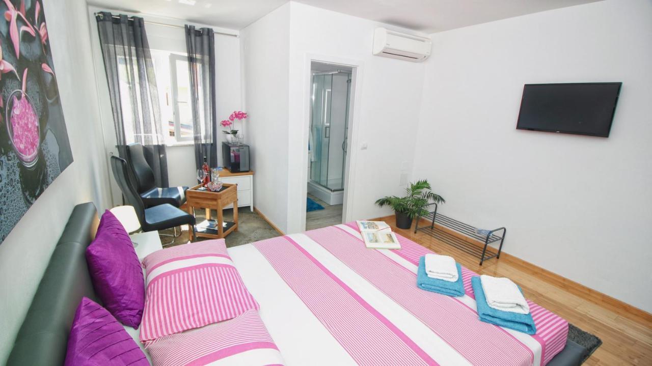 Guesthouse Esma Rovinj Eksteriør bilde