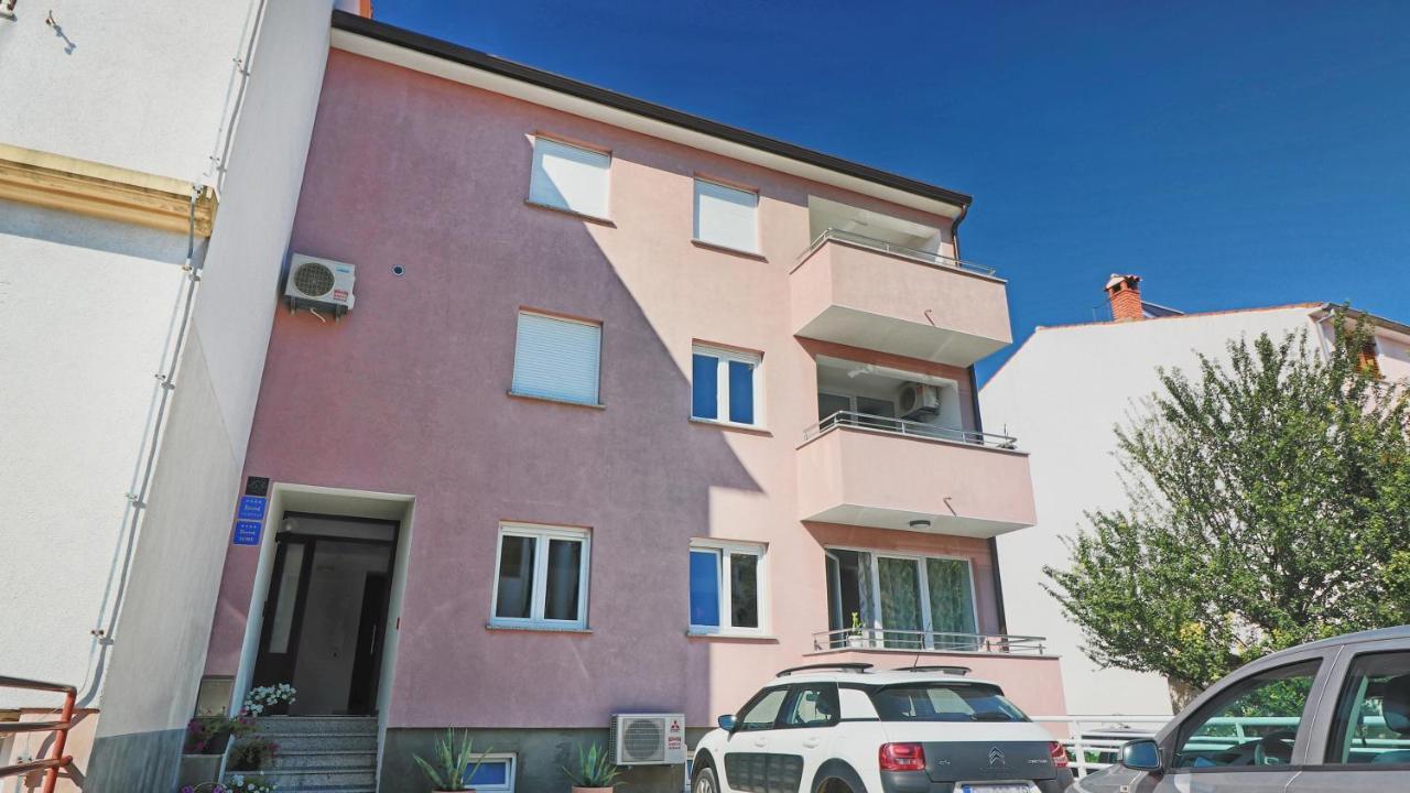 Guesthouse Esma Rovinj Eksteriør bilde