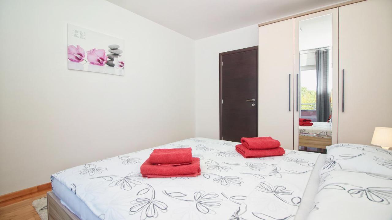 Guesthouse Esma Rovinj Eksteriør bilde